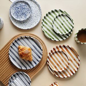 Taza de Café de Cerámica con Rayas Simples y Creativas, con Platillo, para Uso Doméstico, en Hoteles y Cafeterías, Juego de Tazas de Café de Cerámica para Fiestas - Product Image 2