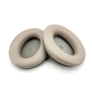 Coussinets d'oreille de remplacement pour écouteurs JBL TOUR ONE M2, avec matériau doux et respirant en cuir protéiné - Product Image 5