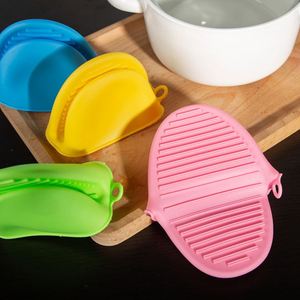 Maniques de four en silicone roses antidérapantes, résistantes aux hautes températures, pour la cuisine, outils de cuisson personnalisés en gros à prix abordable - Product Image 3