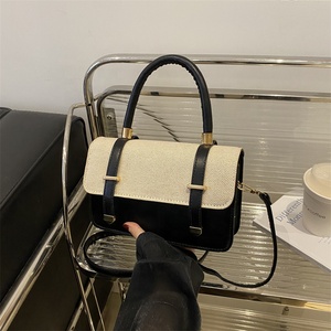 2025 sacs à bandoulière en cuir PU à la mode <span class=keywords><strong>pour</strong></span> femmes sacs à main bon marché et élégants avec fermeture à glissière <span class=keywords><strong>pour</strong></span> <span class=keywords><strong>les</strong></span> étudiants et <span class=keywords><strong>les</strong></span> classes - Product Image 2