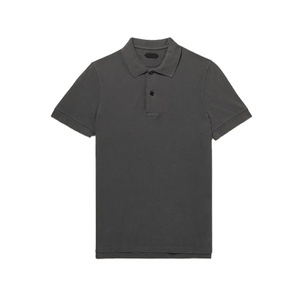 Polos à manches courtes pour hommes de haute qualité et à bas prix fabriqués directement en usine Nouveau design personnalisé avec logo Fabriqué au Bangladesh - Product Image 5