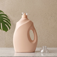 Bouteille distributrice épaissie en PEHD 3L 5L avec pompe et poignée pour lessive, adoucissant textile, soins du linge OEM