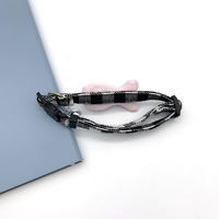 Nouveau collier réglable en coton à carreaux avec nœud papillon et clochette pour chats et chiens 2026