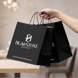 Sacs en papier kraft écologiques recyclables noirs avec logo personnalisé pour restaurants, nouilles, pâtes, steaks, avec poignée - Product Image 3