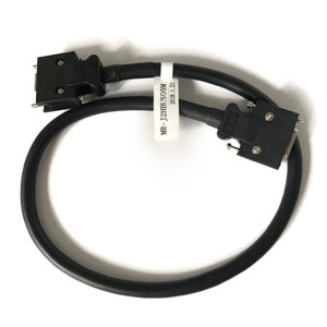 Cable de Comunicación para Amplificador de Servoaccionamiento Mitsubishi MR-J2HBUS05M - Product Image 5