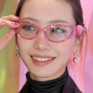 Nouveau style millénaire coeur lunettes de soleil UV400 cadre rose pêche inspiré '<span class=keywords><strong>petit</strong></span> livre rouge' lunettes cadre Anteojos De Sol - Product Image 3