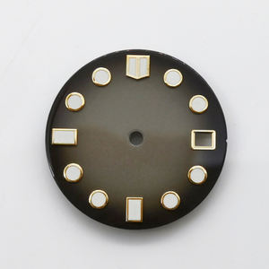 Esfera de reloj con movimiento NH35 personalizada, nuevo estilo, reloj de latón de 28,5mm, lados negros y verdes con combinación única de colores negros y verdes - Product Image 4