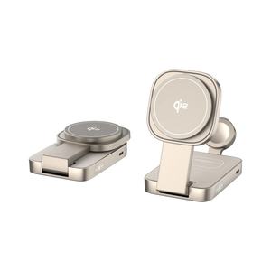 <span class=keywords><strong>Chargeur</strong></span> sans fil magnétique 3-en-1 en métal pour téléphones certifiés QC4.0 15W et station de charge pour montres connectées, compatible et certifié ROHS - Product Image 1