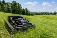 Model 900L Benzine Rupsmaaier, op afstand bestuurbare rubberen rupsbanden benzine grasmaaier voor PV-stations, hellingen & landbouwgrond onkruidbestrijding