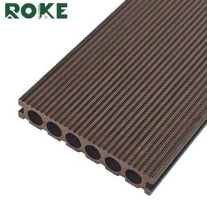 Planches de terrasse modernes pour l'extérieur fabriquées en <span class=keywords><strong>bois</strong></span>-plastique WPC par l'usine ROKE - Product Image 4