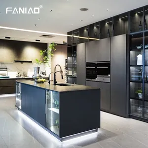 Armoire de cuisine laquée personnalisée avec panneaux de porte en PVC Système de cuisine sur mesure