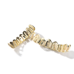 <span class=keywords><strong>Grillz</strong></span> per i denti Hip Hop gioielli oro <span class=keywords><strong>Grillz</strong></span> decorazione del corpo di Halloween gioielli denti in ottone zircone gioielli Set - Product Image 4