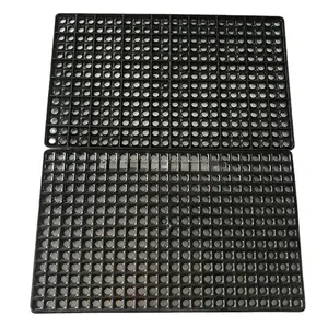 Chinese Factory Produces Rabbit Plastic Slat Floor For Rabbit Cage