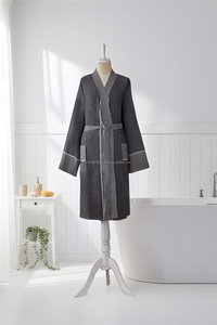Peignoir unisexe 100% coton Best Seller Séchage rapide Vêtement de nuit d'été Tissu tissé respirant Léger Fabriqué en Turquie Toute l'année ODM - Product Image 5
