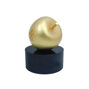 Kantoordecoratie Metalen Ambachten Fruit Appel Gouden Beelden Op Maat Zinklegering Blank Logo Trofee Sculptuur Te Koop