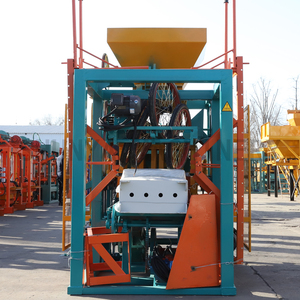 Machine à fabriquer des blocs emboîtables certifiée <span class=keywords><strong>CE</strong></span> QTJ4-24 Machine à fabriquer des briques et des blocs - Product Image 5