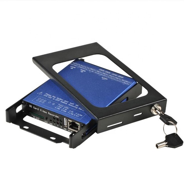 4CH 4G Mini Mobile DVR Vehicle Camera System with Free Monitor Platform Software AHD Camera & 4 Channel Video Input