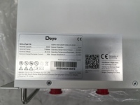 Batterie de stockage d'énergie industrielle et commerciale DEYE BOS-A 7,68 kWh Module LiFePO4 Onduleur 50-100 kW Solution BESS 54-161 kWh