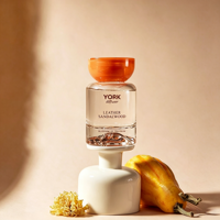 Bouteille diffuseur à roseaux en verre 100 ml, fond épais, couleur personnalisée, sérigraphie, marquage à chaud, pulvérisateur à pompe, bouchon, fibre
