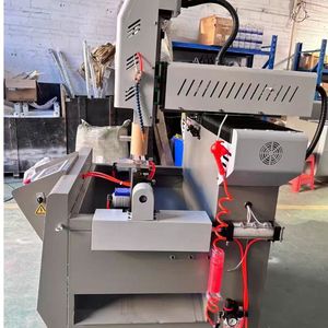 Machine d'insertion de bande de polyamide de profil en aluminium alu isolé composite de porte de fenêtre de 3 axes - Product Image 1