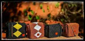 Sac en paille tissé à la main multi-poches tendance avec intérieur organisé et compartiment zippé, pratique pour les voyages et les courses - Product Image 3