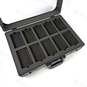 Estuche Rígido Personalizado de Alta Calidad para Tarjetas Deportivas con 8 Ranuras y Cierre Codificado, Venta al Por Mayor de Fábrica - Product Image 5