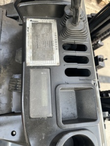 מלגזה יפנית מקורית 3 טון FD30 מנוע משומש זול טויוטה דיזל 5 טון FD50 FD30 מלגזת משא משלוח מהיר - Product Image 3