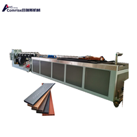 Ligne d'extrusion de cadres de porte en PVC, extrudeuse de profilés creux en plastique WPC PVC, machine d'extrusion haute vitesse pour la fabrication de cadres de portes et de fenêtres