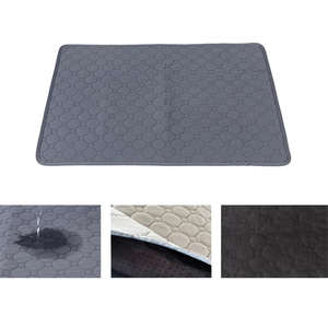 HIPHOPPET Groothandel Op Maat Wasbare Herbruikbare Plasmatjes Waterdicht Binnen Antislip Zindelijkheidstraining Mat voor Honden Katten Huisdieren - Product Image 3