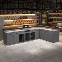 Comptoir de bar pour la maison et les restaurants de style industriel avec un design moderne, éco-responsable, durable, éclairage LED