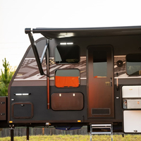 Caravane de voyage de luxe de haute qualité, adaptée aux familles, avec toit rigide, remorquable, avec salle de bain indépendante et auvent extérieur