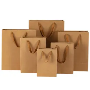 Customized design China wholesale branded luxury paper shopping gift bags with handles for business