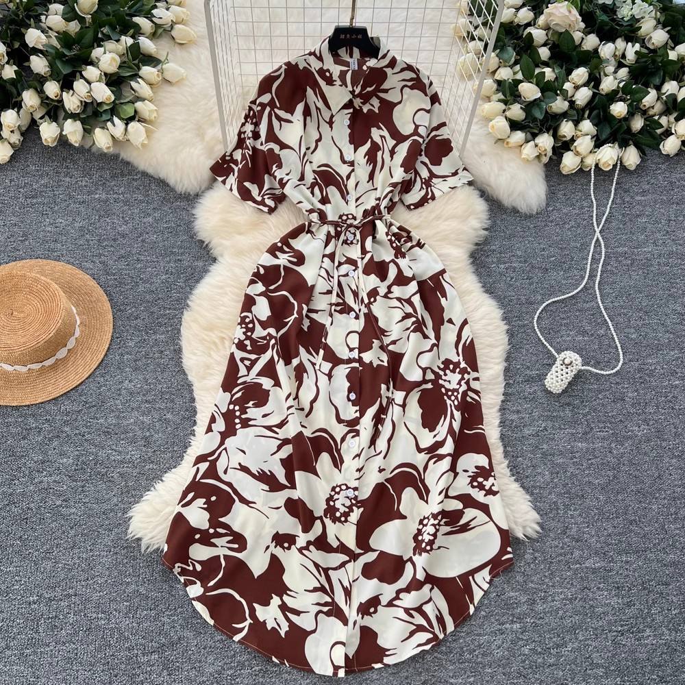 สีน้ำตาล