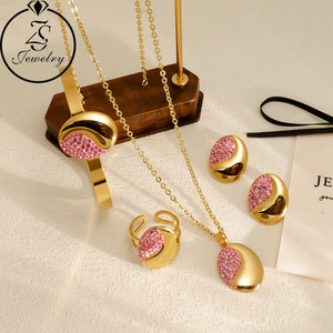 1個入りクリスタル女性用ジュエリーセットフェザーペンダントネックレスリングとイヤリング人気デザイナースタイル4個入りジュエリーセット - Product Image 4