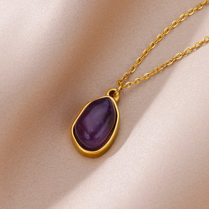 Pas encore d'<span class=keywords><strong>avis</strong></span> Chaîne en acier inoxydable plaquée or Collier avec pendentif en pierre irrégulière améthyste verte pour femme - Product Image 1