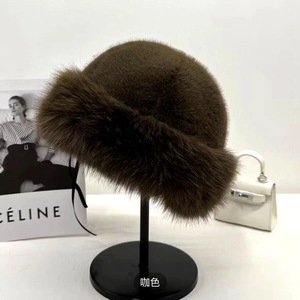 Chapeau en tricot en fausse fourrure de lapin pour femmes, <span class=keywords><strong>pompon</strong></span> amovible en fourrure de lapin, vente en gros pour un usage décontracté en hiver, tissu en terry - Product Image 1