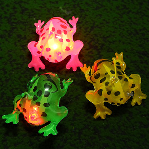 2025 personnalisé PVC gonflable sauter gonflable dessin animé <span class=keywords><strong>Animal</strong></span> <span class=keywords><strong>ballon</strong></span> saut grenouille jouet bébé support élastique corde rebond enfants grenouille verte - Product Image 2