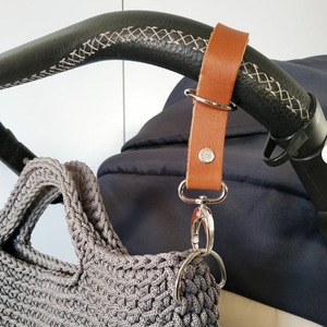 Crochets créatifs en cuir PU pour sacs à couches, cordons portables pour poussettes, sacs suspendus pour sièges d'enfant et ceintures sont disponibles en - Product Image 2