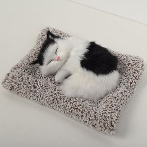 Mini Gato de Simulación Adorable en Tamaño Real para Decoración del Hogar, Accesorios de Fotografía, Mascota al por Mayor a Bajo Precio, Gato de Tamaño Mini - Product Image 3