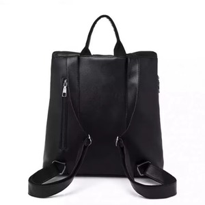 Muestra gratuita de mochila de cuero negra pequeña, linda y coreana de alta calidad para niñas y mujeres de escuelas de negocios. - Product Image 4
