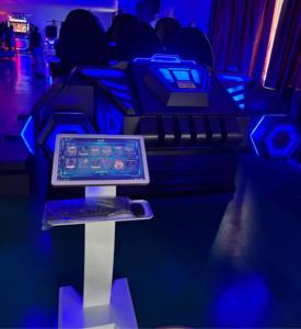 Nuevo Simulador de Barco de Realidad Virtual 9D de 4 Asientos, Consola de Juegos, Cine 3D <span class=keywords><strong>4D</strong></span> 9D, Arcade Metálico Interior de 4 Asientos para Escuelas - Product Image 5