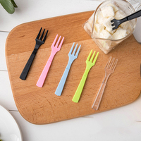 Aanpasbare Wegwerp Doorzichtige Plastic Fruit Dessertvorken Lepel Hartvormig Bestek Voor Party Camping Ps Plastic Cakemes