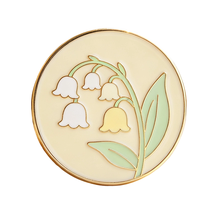 Badge en métal émaillé dur plaqué or, design personnalisé, motif de dessin animé mignon, motif floral élégant, épingles de revers personnalisées, épingles pour chapeau