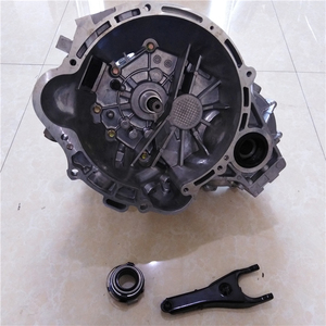 지리 자동차 부품 전송 ASSY 3000000006-01 지리 자동차 예비 부품: ba15s c6 (해치백), ba15s c4 (세단). 1.8 - Product Image 4
