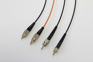 Cordon de raccordement à fibre optique RSPOF SMA905 avec câble POF à noyau standard de 1.0mm et connecteurs en acier inoxydable - Product Image 3