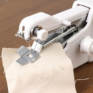 Wholesale Mini Electronic Handheld Sewing <strong>Machine</strong> Kit Color Box Packaging a <strong>Coudre</strong> a <strong>Main</strong> Mini Sewing <strong>Machine</strong> - Product Image 1