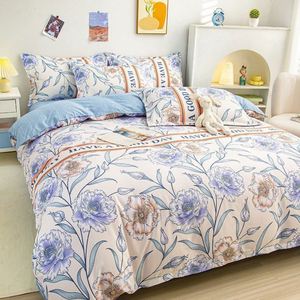 2025 Trending Wholesale Quality All-Season Customizable 100% Polyester Luxury Woven 4-Piece Pillow and <b>Comforter</b> Bedding <b>Set</b> - Product Image 4