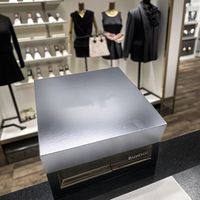 Boîte en carton ondulé personnalisée pour vêtements de luxe, vêtements, t-shirts, emballage UV, expédition magnétique, présentation de marque personnalisée