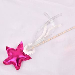 Baguettes étoiles à paillettes dégradées pour princesses et fées, accessoires baguettes arc-en-ciel pour petites filles et enfants avec pompons - Product Image 5