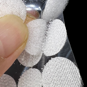 Retro appiccicoso riutilizzabile con diametro bianco 15mm vite autoadesiva sul retro eco-friendly in Nylon con gancio e nastro di fissaggio a punti ad anello - Product Image 6